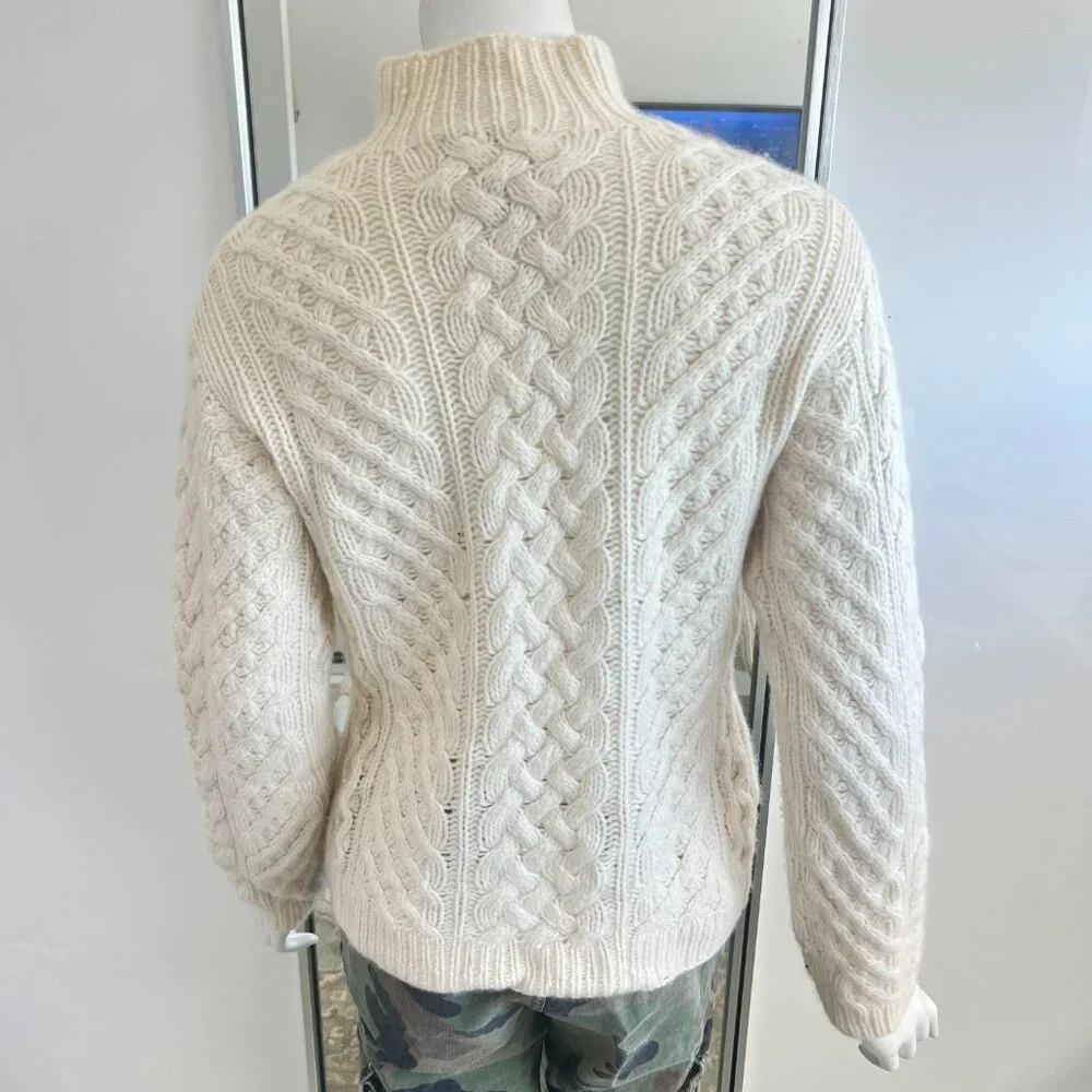 Pure Cashmere Fisherman's Cable Knit Sweater SZ L - Picture 4 of 16